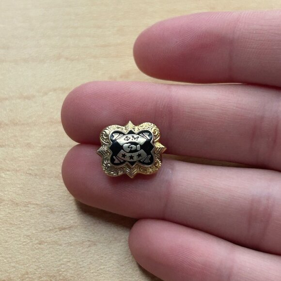 Phi Mu Badge (Pin) - Picture 1 of 4